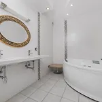 Deribasivska Vip 4-room Apartamento
